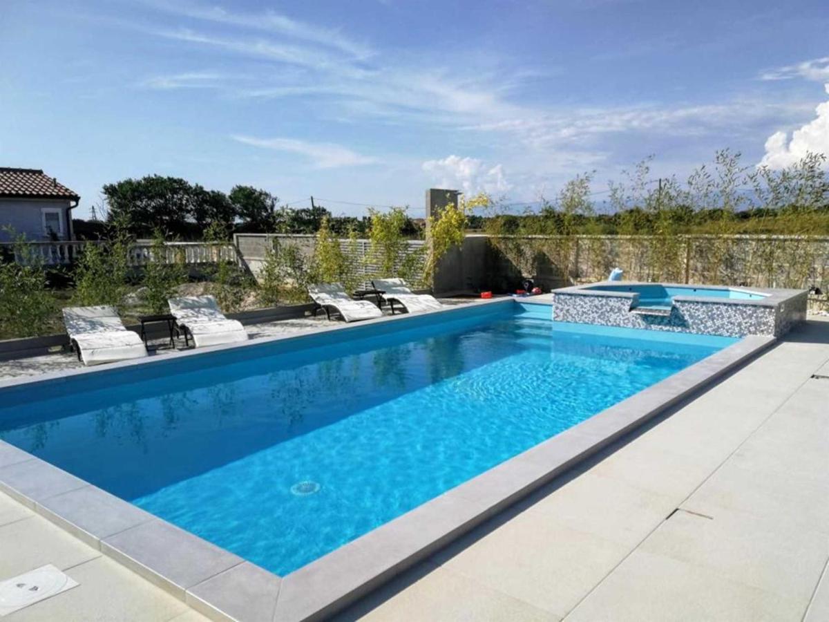 Villa Flora Maris Apartments ปริฟลากา ภายนอก รูปภาพ